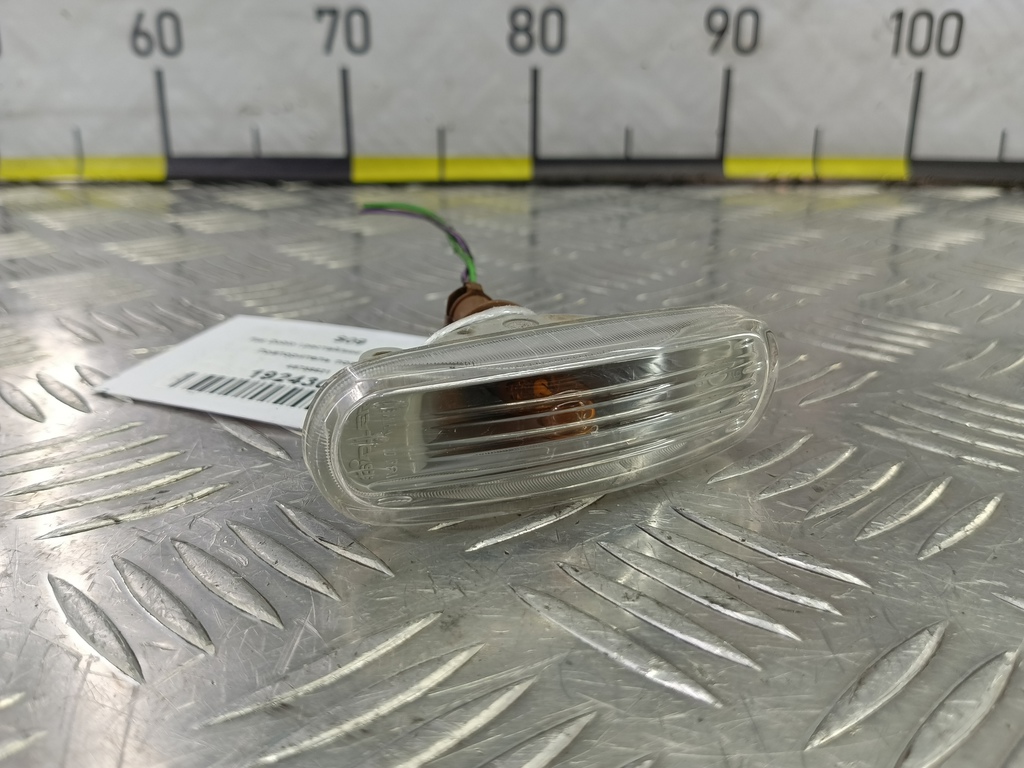 повторитель поворота Fiat Doblo 1.4 MT (77 л.с.)Doblo  I рестайлинг (2005—2015) Минивэн 46758821, 630 рублей, Москва