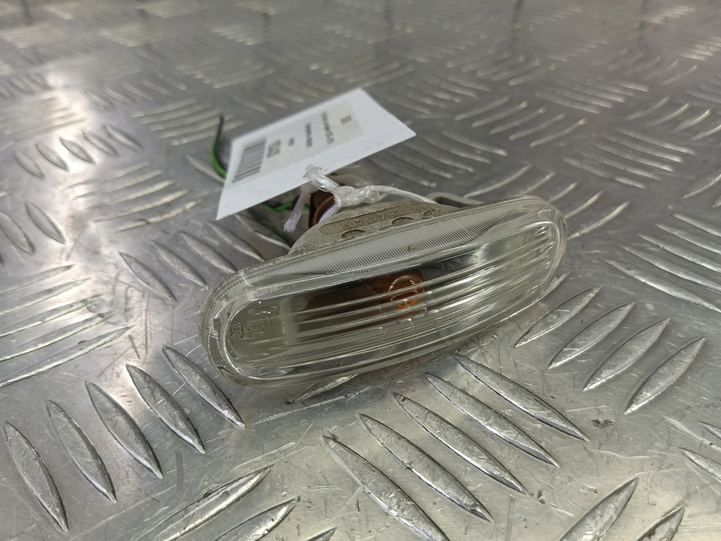 повторитель поворота Fiat Doblo 1.4 MT (77 л.с.)Doblo  I рестайлинг (2005—2015) Минивэн 46758821, 630 рублей, Москва