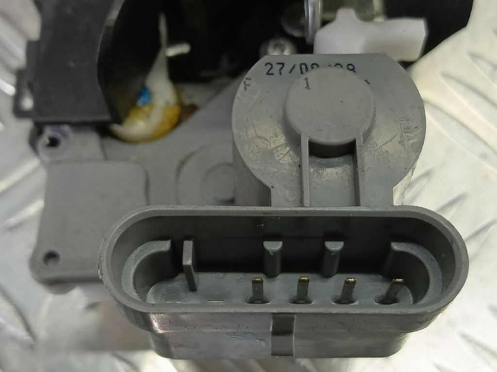 замок двери сдвижной Fiat Doblo 1.4 MT (77 л.с.)Doblo  I рестайлинг (2005—2015) Минивэн 51709196, 10290 рублей, Москва