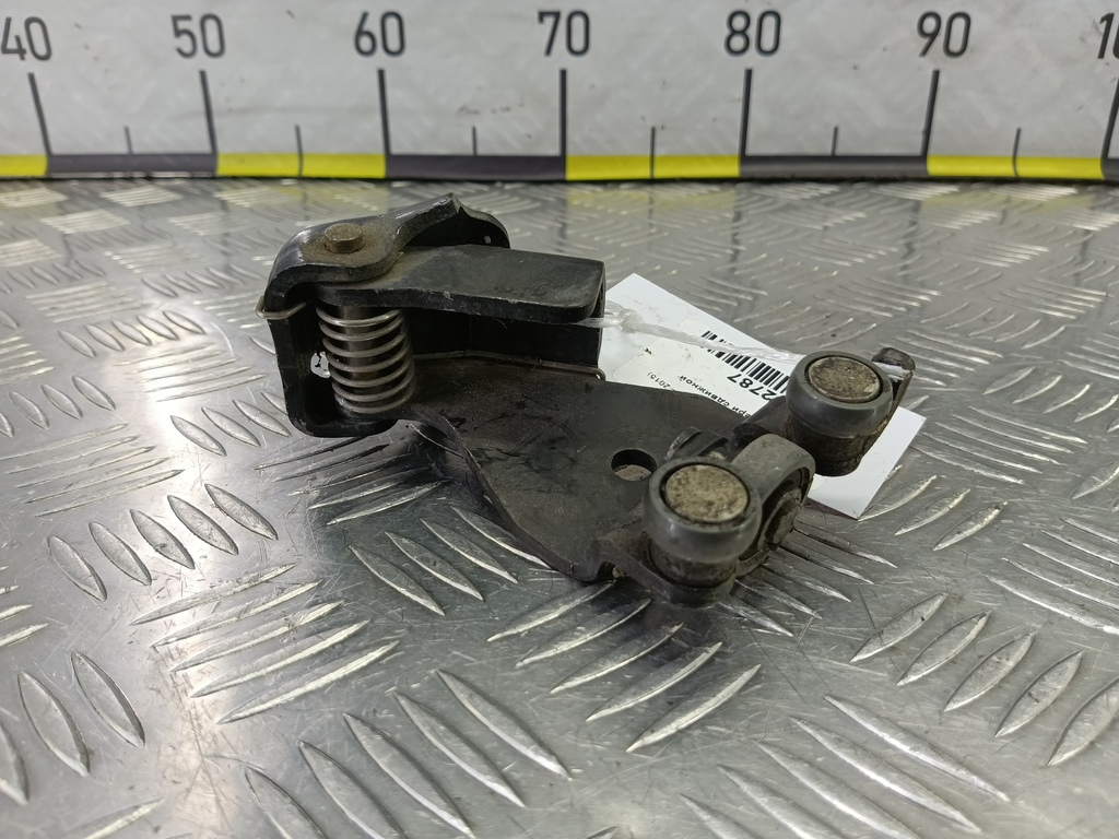 ролик двери сдвижной Fiat Doblo 1.4 MT (77 л.с.)Doblo  I рестайлинг (2005—2015) Минивэн 46843004, 1550 рублей, Москва