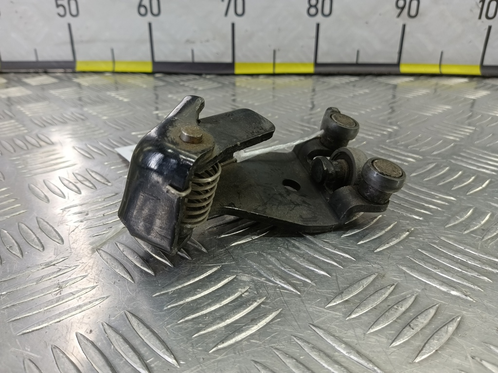 ролик двери сдвижной Fiat Doblo 1.4 MT (77 л.с.)Doblo  I рестайлинг (2005—2015) Минивэн 46843004, 1550 рублей, Москва