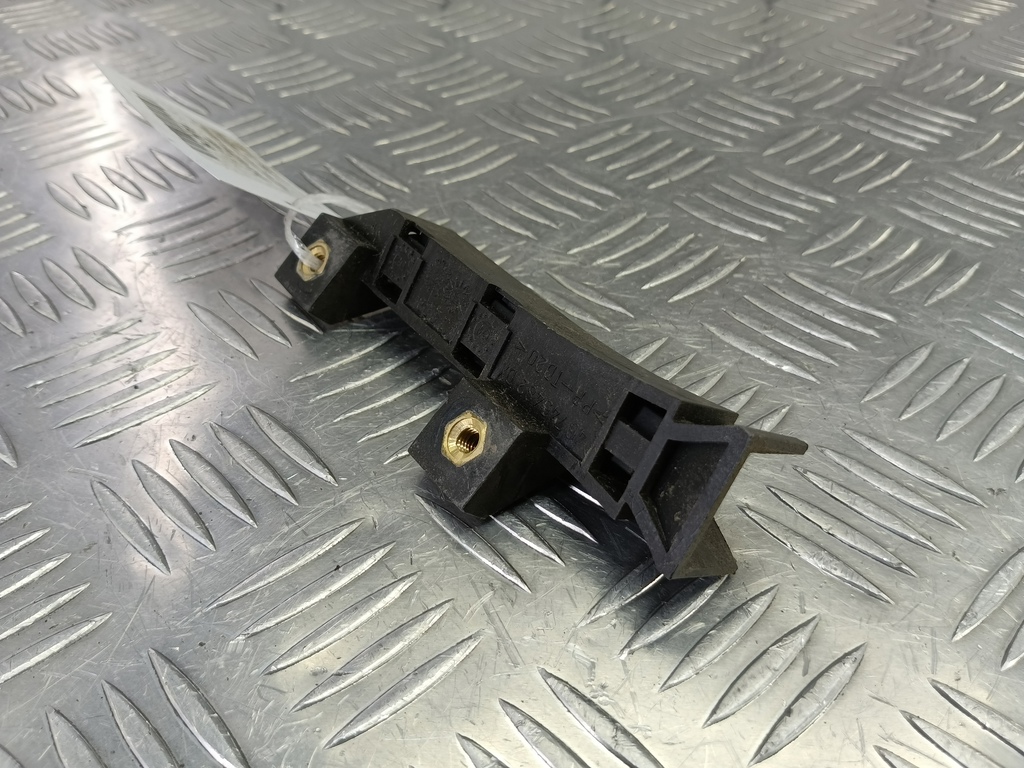 направляющая стекла двери Fiat Doblo 1.4 MT (77 л.с.)Doblo  I рестайлинг (2005—2015) Минивэн 46810616, 980 рублей, Москва