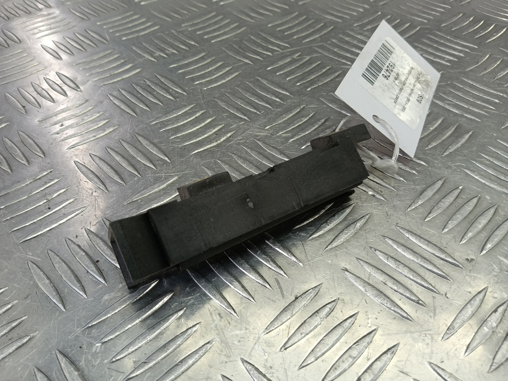 направляющая стекла двери Fiat Doblo 1.4 MT (77 л.с.)Doblo  I рестайлинг (2005—2015) Минивэн 46810616, 980 рублей, Москва