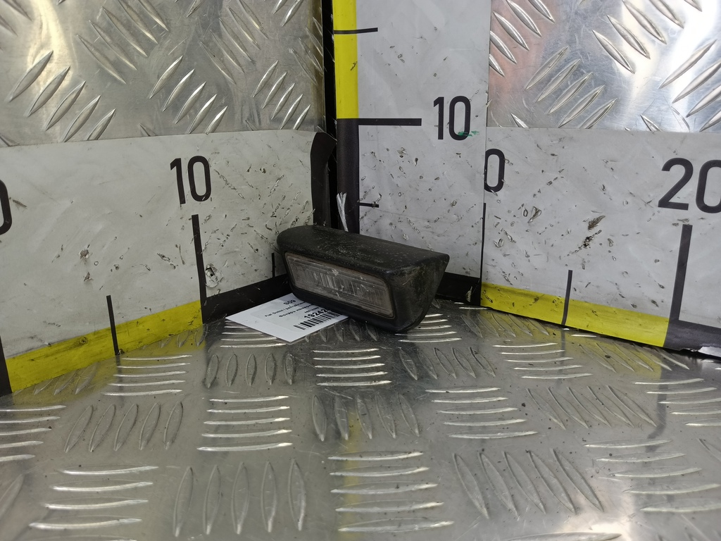 фонарь номерного знака Fiat Doblo 1.4 MT (77 л.с.)Doblo  I рестайлинг (2005—2015) Минивэн 46814089, 520 рублей, Москва