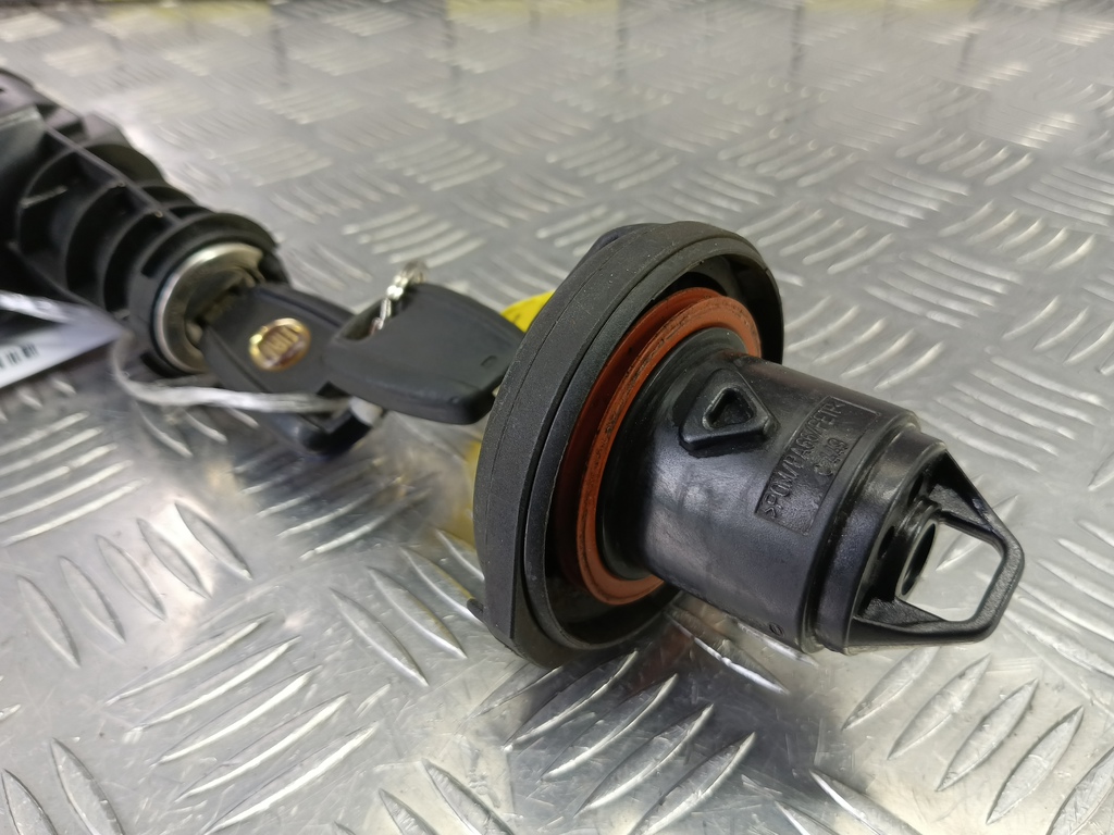 замок зажигания Fiat Doblo 1.4 MT (77 л.с.)Doblo  I рестайлинг (2005—2015) Минивэн 46819068, 8450 рублей, Москва