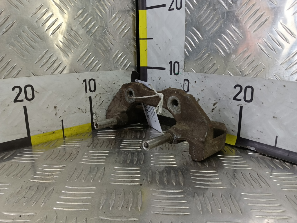 скоба суппорта MAZDA 3  BP4K33281B, 1210 рублей, Москва