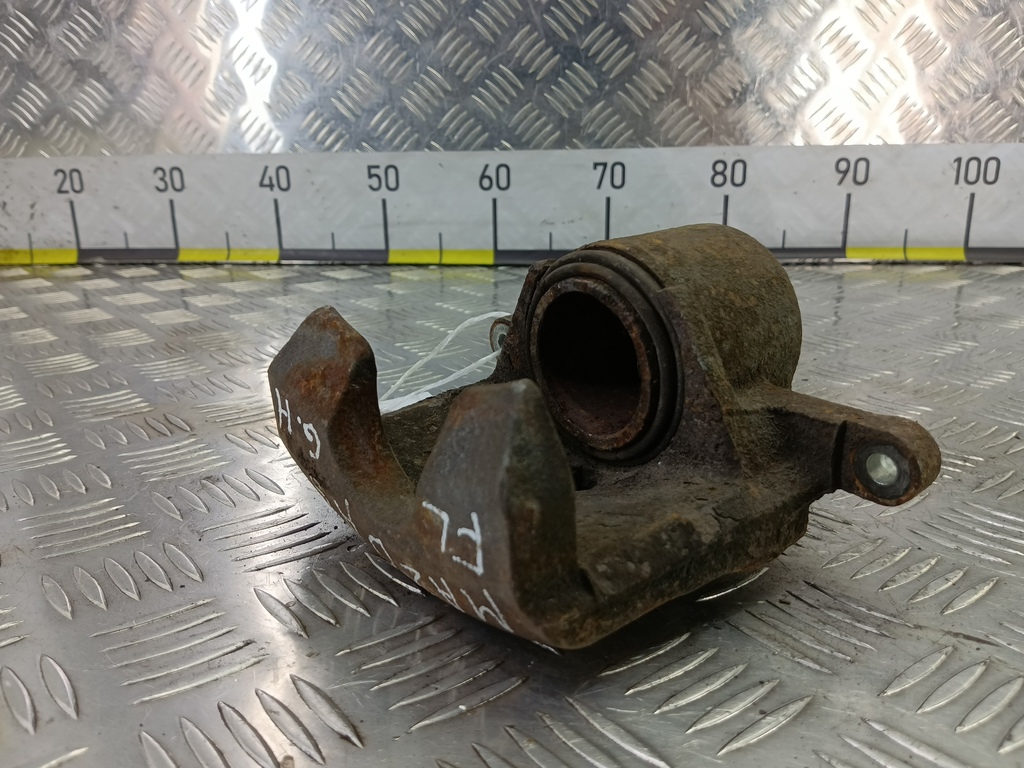 суппорт MAZDA 6  GS1D3371X, 1210 рублей, Москва