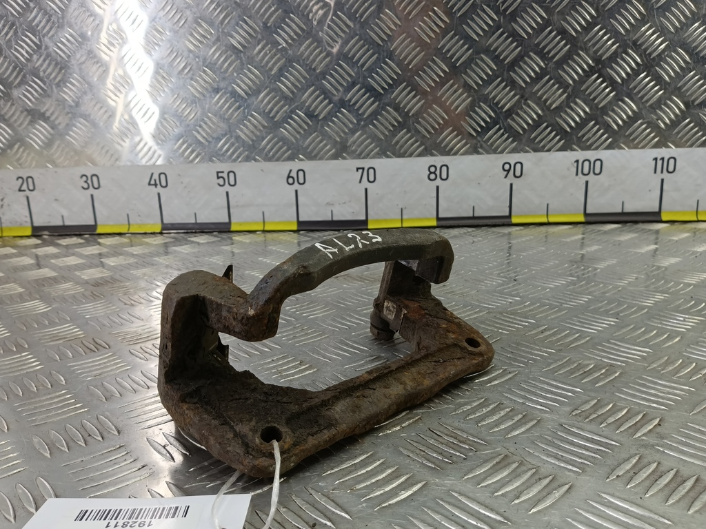 скоба суппорта MAZDA 6  GS1D33281, 4200 рублей, Москва