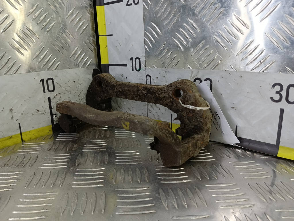 скоба суппорта LAND ROVER DISCOVERY  SEH500010, 2700 рублей, Москва