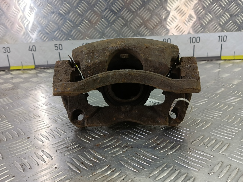 суппорт NISSAN QASHQAI  41011JD00A, 1900 рублей, Москва