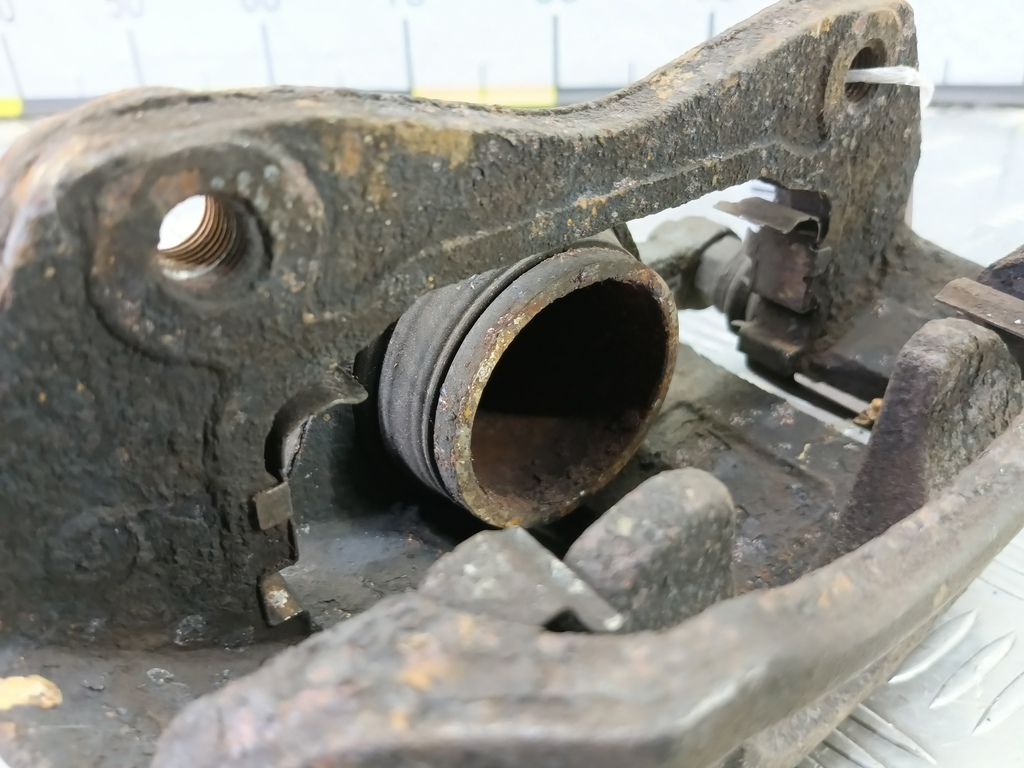 суппорт Kia Ceed  581301H000, 1780 рублей, Москва