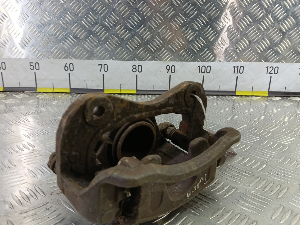 суппорт Hyundai TUCSON 2.0 MT (140 л.с.)Tucson  I (2004—2011) Внедорожник 581102E000, 980 рублей, Москва