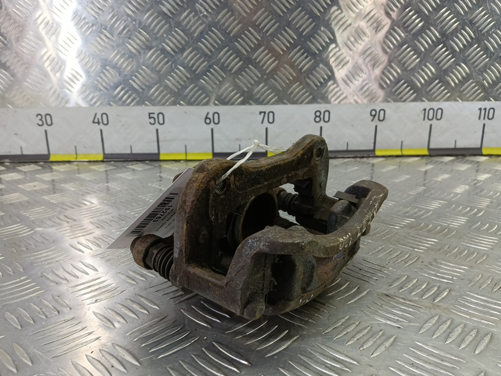 суппорт Hyundai I20 1.3 MT (78 л.с.)i20  I (2008—2012) Хетчбэк 581301J100, 2010 рублей, Москва