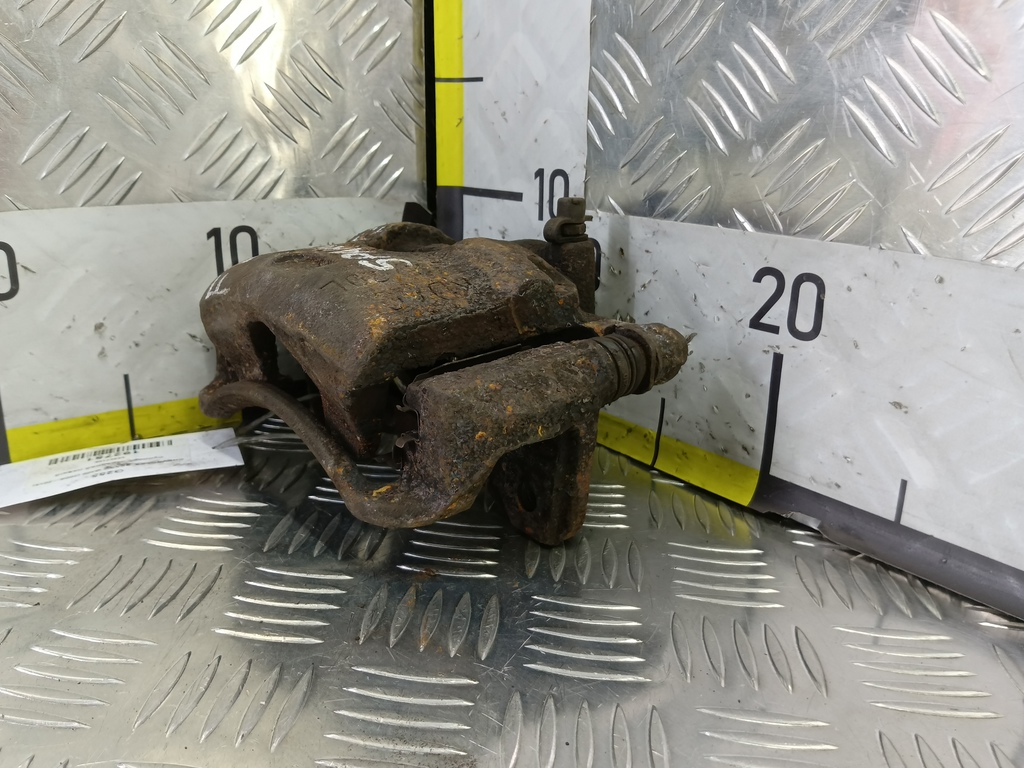 суппорт CHEVROLET  SPARK 1.0 MT (67 л.с.)Spark  M300 (2009—2016) Хетчбэк 42371126, 3740 рублей, Москва