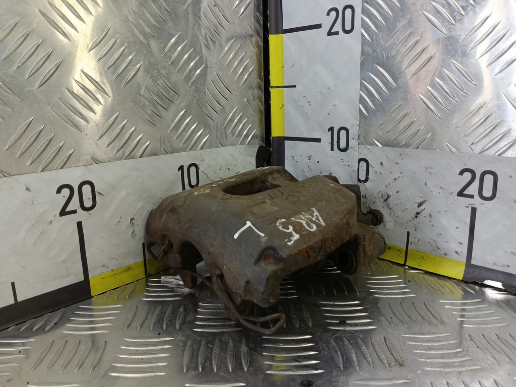 суппорт FORD Focus Focus 1682876, 1670 рублей, Москва