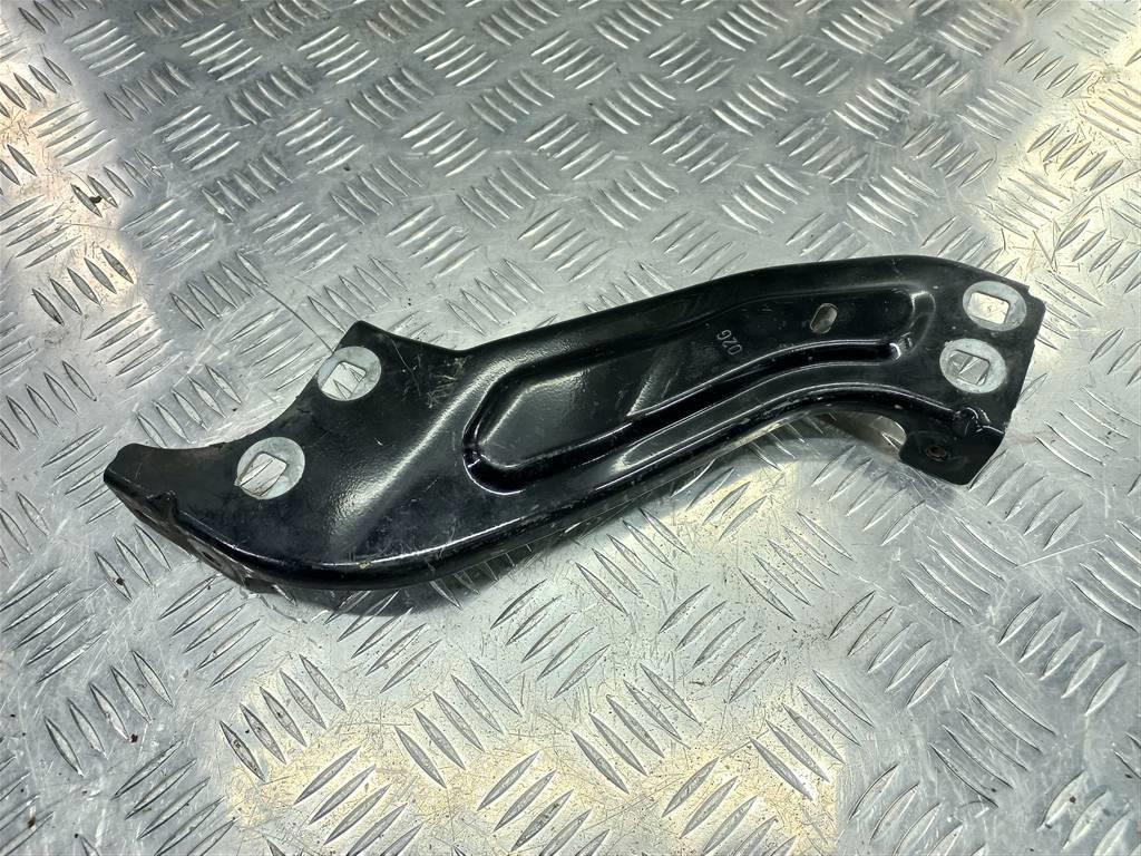 кронштейн фары Citroen Berlingo  7212YP, 3279 рублей, Москва