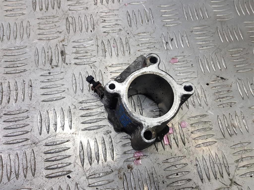 фланец двигателя Renault Master  8201001358, 630 рублей, Москва