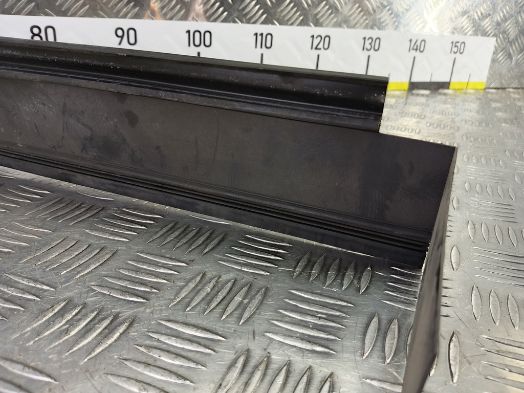 дефлектор радиатора (пыльник) Opel ASTRA  1341057, 750 рублей, Москва