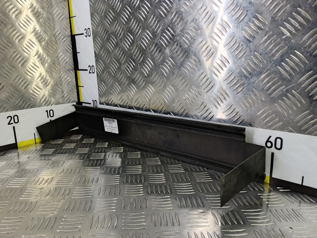 дефлектор радиатора (пыльник) Opel ASTRA  1341057, 750 рублей, Москва