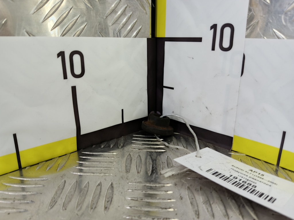 подушка радиатора SUZUKI XL7 2.7 4WD AT (184 л.с.)XL7  I (1998—2009) Внедорожник 17812-82000, 520 рублей, Москва