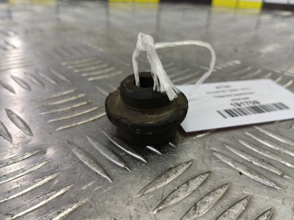 подушка радиатора Hyundai I20 1.3 MT (78 л.с.)i20  I (2008—2012) Хетчбэк 253361J000, 750 рублей, Москва