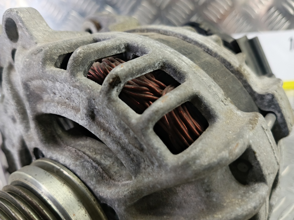 генератор AUDI A3 (8V) 2016-2019  03L903023K, 6150 рублей, Москва