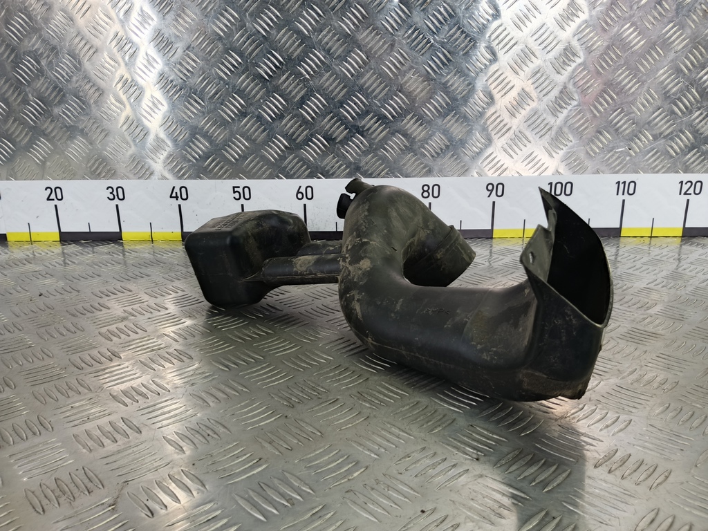 воздухозаборник SUZUKI Grand Vitara 2.0 4WD MT (140 л.с.)Grand Vitara  II (2005—2008) Внедорожник 1382065J00, 1670 рублей, Москва