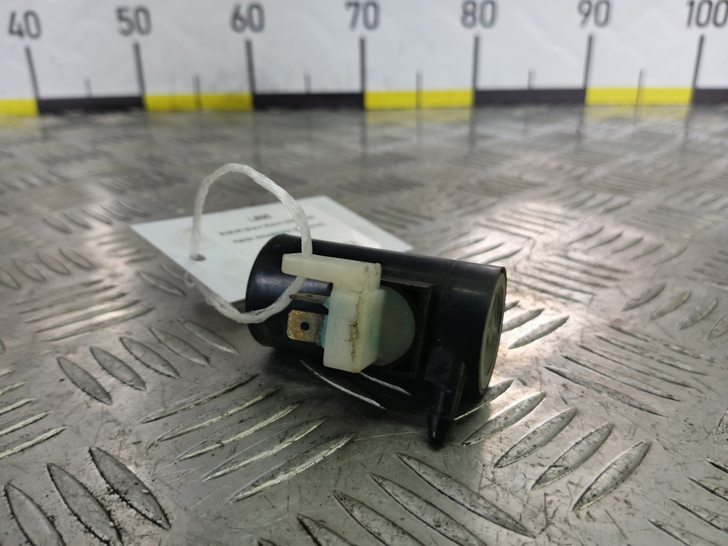 насос омывателя (моторчик) SUZUKI Grand Vitara 2.0 4WD MT (140 л.с.)Grand Vitara  II (2005—2008) Внедорожник 38410-65J10, 1550 рублей, Москва