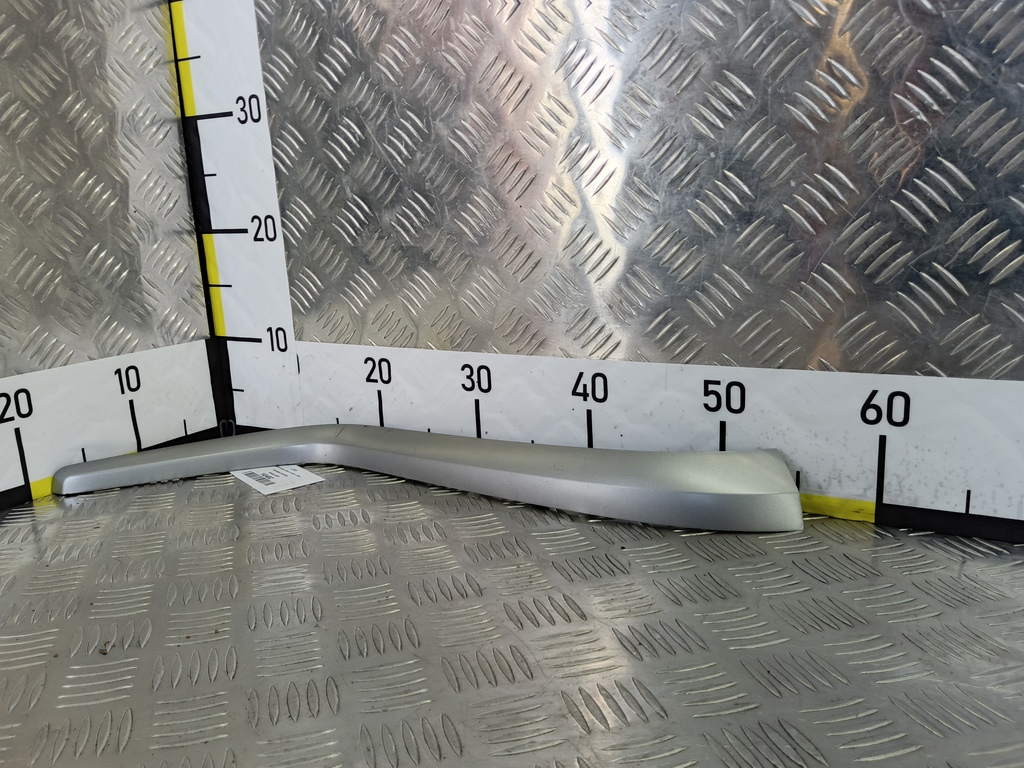 накладка торпедо SUZUKI Grand Vitara 2.0 4WD MT (140 л.с.)Grand Vitara  II (2005—2008) Внедорожник 7386065J10ZCP, 630 рублей, Москва