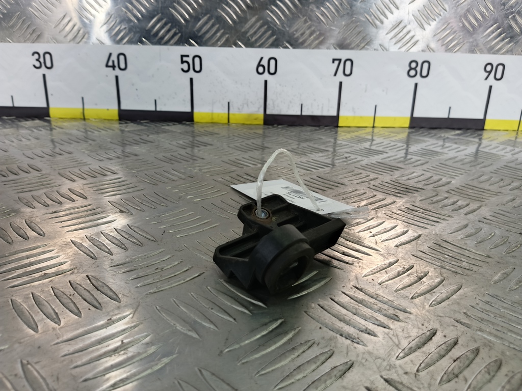 подушка радиатора SUZUKI Grand Vitara 2.0 4WD MT (140 л.с.)Grand Vitara  II (2005—2008) Внедорожник 9539164J00, 520 рублей, Москва