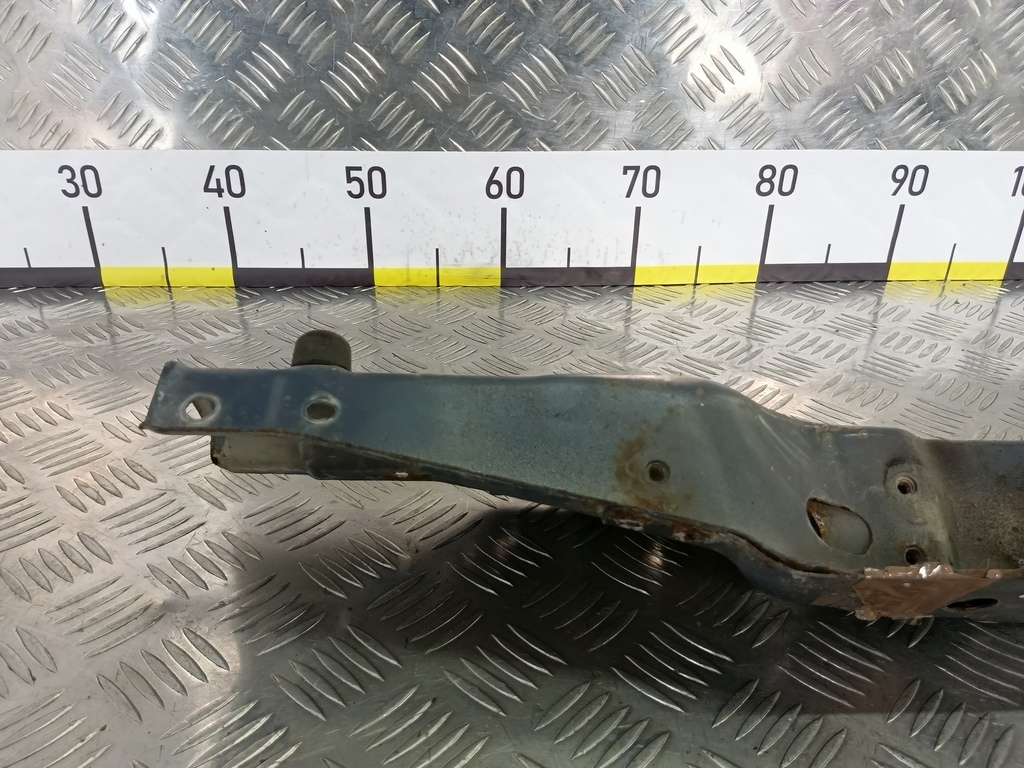 панель (телевизор) SUZUKI Grand Vitara 2.0 4WD MT (140 л.с.)Grand Vitara  II (2005—2008) Внедорожник 5823065J00, 1320 рублей, Москва