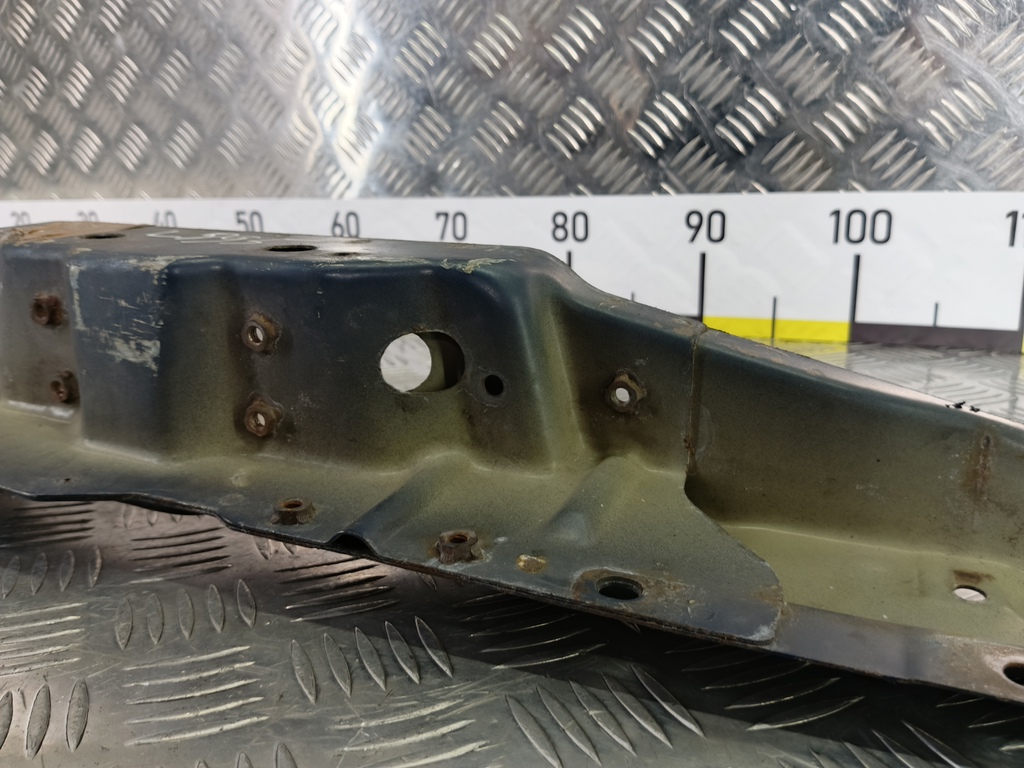 панель (телевизор) SUZUKI Grand Vitara 2.0 4WD MT (140 л.с.)Grand Vitara  II (2005—2008) Внедорожник 5823065J00, 1320 рублей, Москва