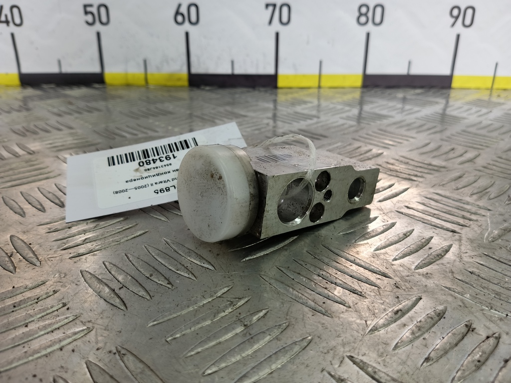 клапан кондиционера SUZUKI Grand Vitara 2.0 4WD MT (140 л.с.)Grand Vitara  II (2005—2008) Внедорожник 9543164J80, 750 рублей, Москва