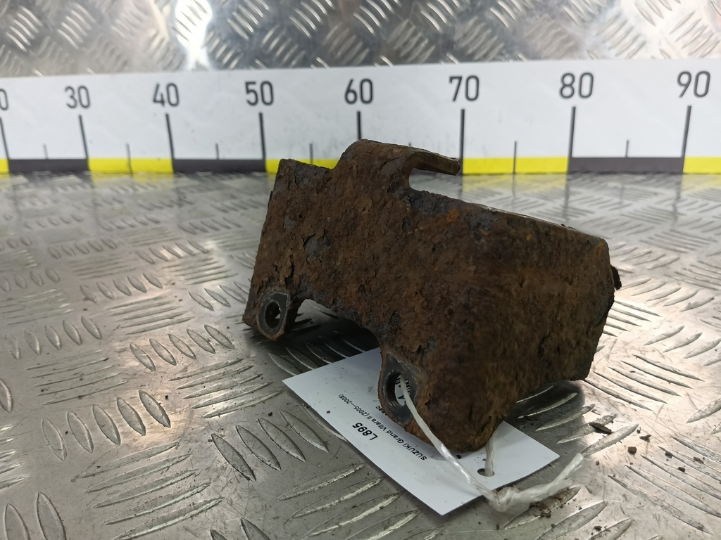 демпфер редуктора SUZUKI Grand Vitara 2.0 4WD MT (140 л.с.)Grand Vitara  II (2005—2008) Внедорожник 2747566J01, 630 рублей, Москва