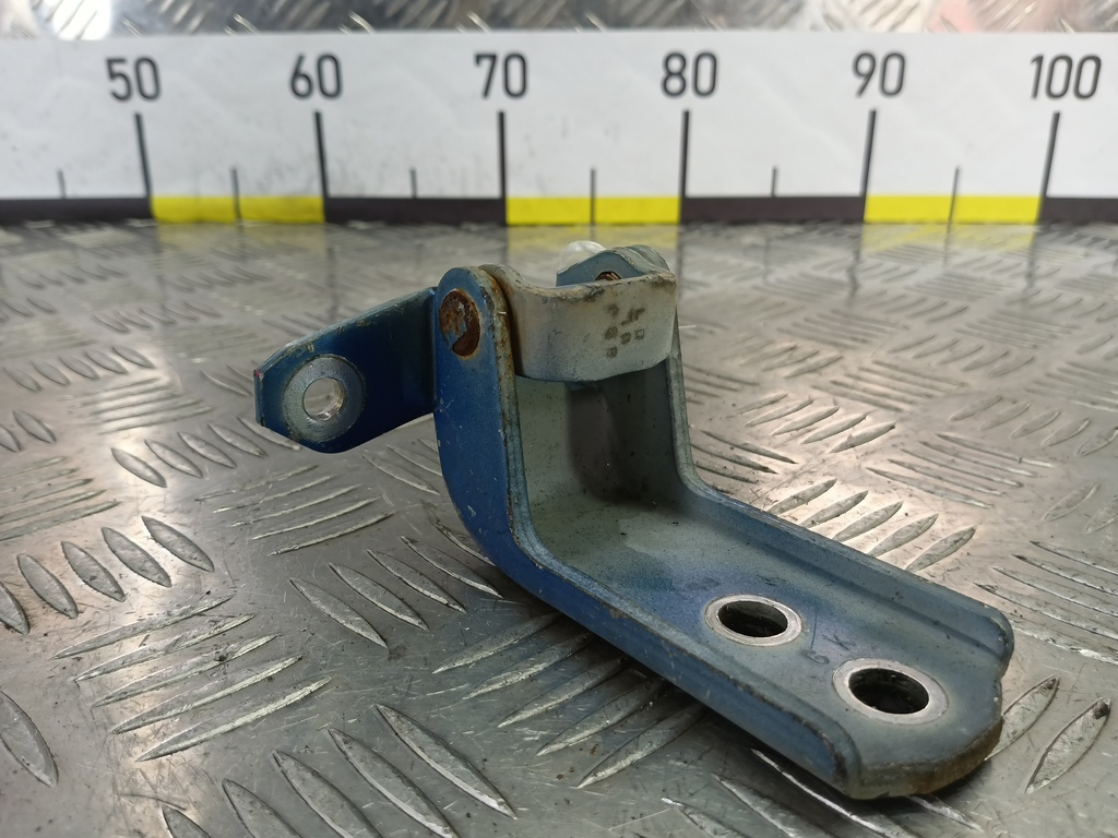 петля двери SUZUKI Grand Vitara 2.0 4WD MT (140 л.с.)Grand Vitara  II (2005—2008) Внедорожник 6932065J00, 520 рублей, Москва