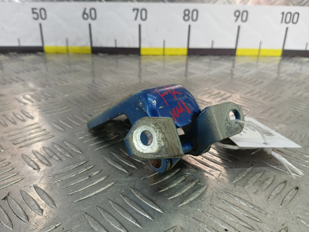 петля двери SUZUKI Grand Vitara 2.0 4WD MT (140 л.с.)Grand Vitara  II (2005—2008) Внедорожник 6932065J00, 520 рублей, Москва