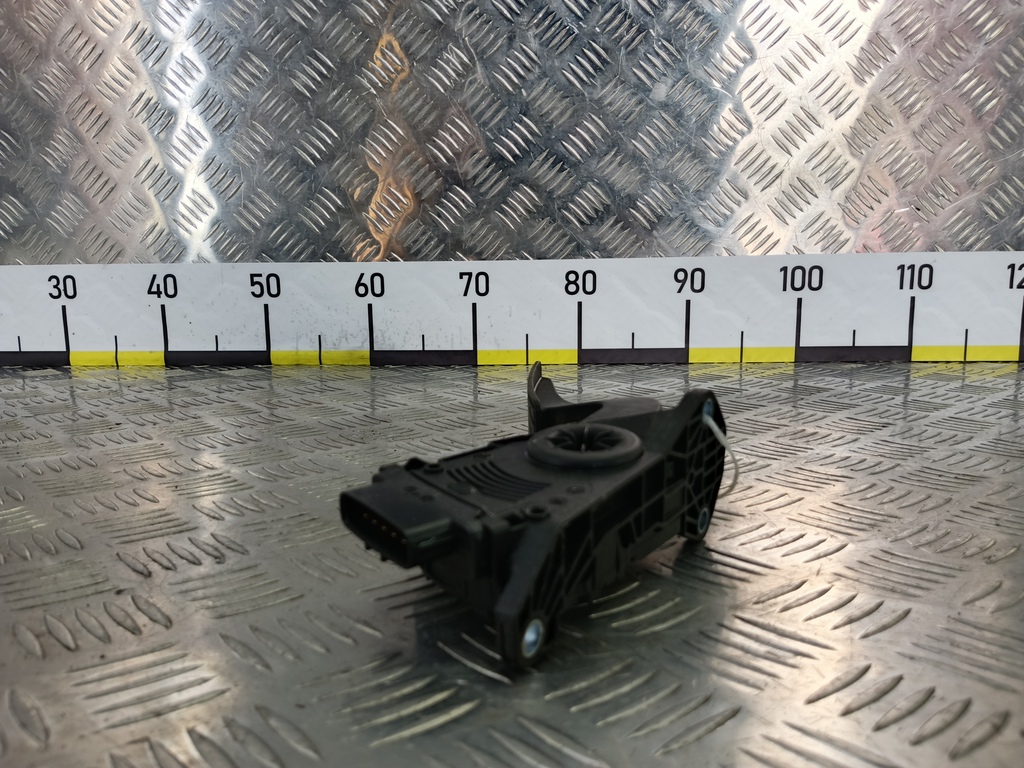 педаль газа SUZUKI Grand Vitara 2.0 4WD MT (140 л.с.)Grand Vitara  II (2005—2008) Внедорожник 15900-65J02, 630 рублей, Москва