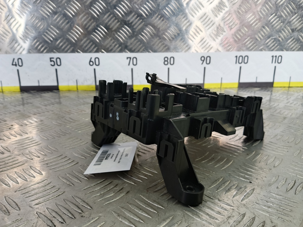 блок предохранителей SUZUKI Grand Vitara 2.0 4WD MT (140 л.с.)Grand Vitara  II (2005—2008) Внедорожник 3671064J00, 750 рублей, Москва