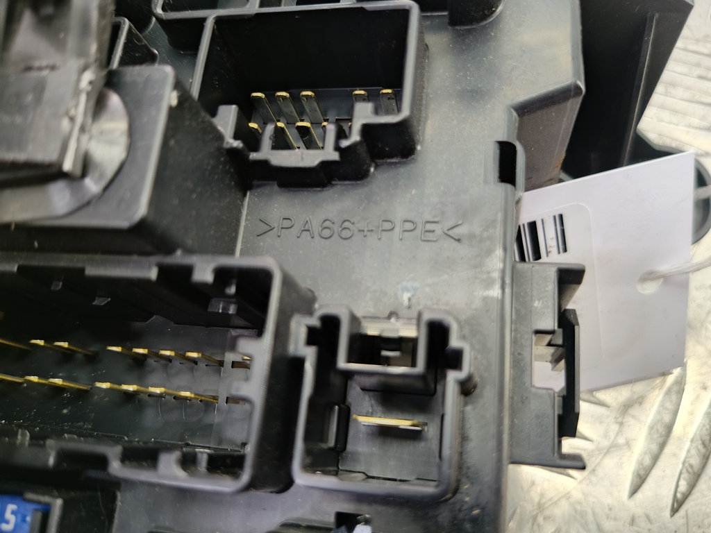 блок предохранителей SUZUKI Grand Vitara 2.0 4WD MT (140 л.с.)Grand Vitara  II (2005—2008) Внедорожник 3671064J00, 750 рублей, Москва