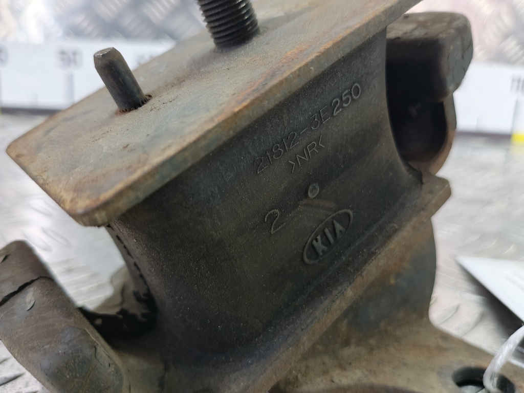 подушка двигателя (опора двс) Kia SORENTO  218123E150, 980 рублей, Москва