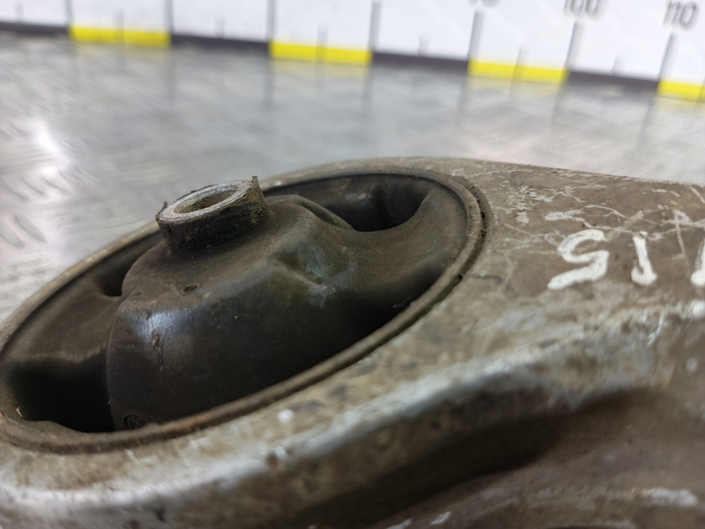 подушка двигателя (опора двс) Hyundai SANTA FE  2193026300, 2820 рублей, Москва