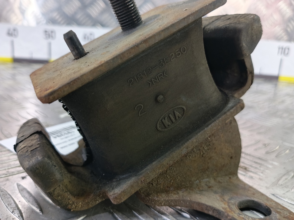 подушка двигателя (опора двс) Kia SORENTO  218123E150, 980 рублей, Москва