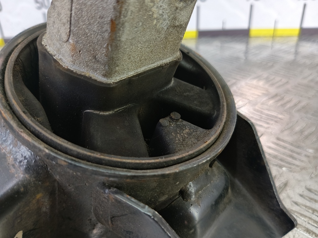 подушка двигателя (опора двс) Kia Ceed  218302H100, 2130 рублей, Москва