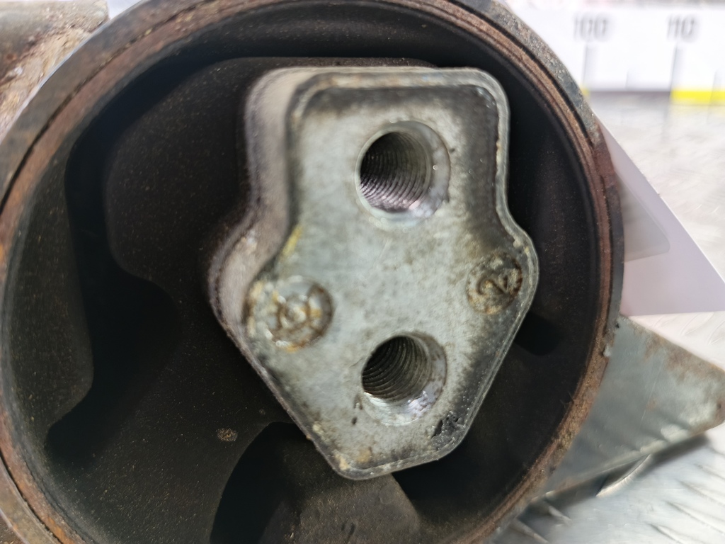 подушка двигателя (опора двс) Hyundai I20 1.4 AT (100 л.с.)i20  I (2008—2012) Хетчбэк 218301J200, 1210 рублей, Москва