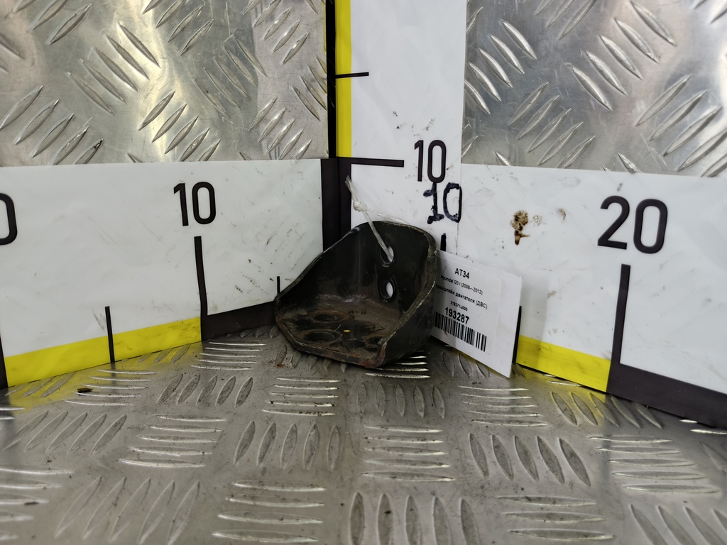 кронштейн двигателя (двс) Hyundai I20 1.3 MT (78 л.с.)i20  I (2008—2012) Хетчбэк 218371J000, 630 рублей, Москва