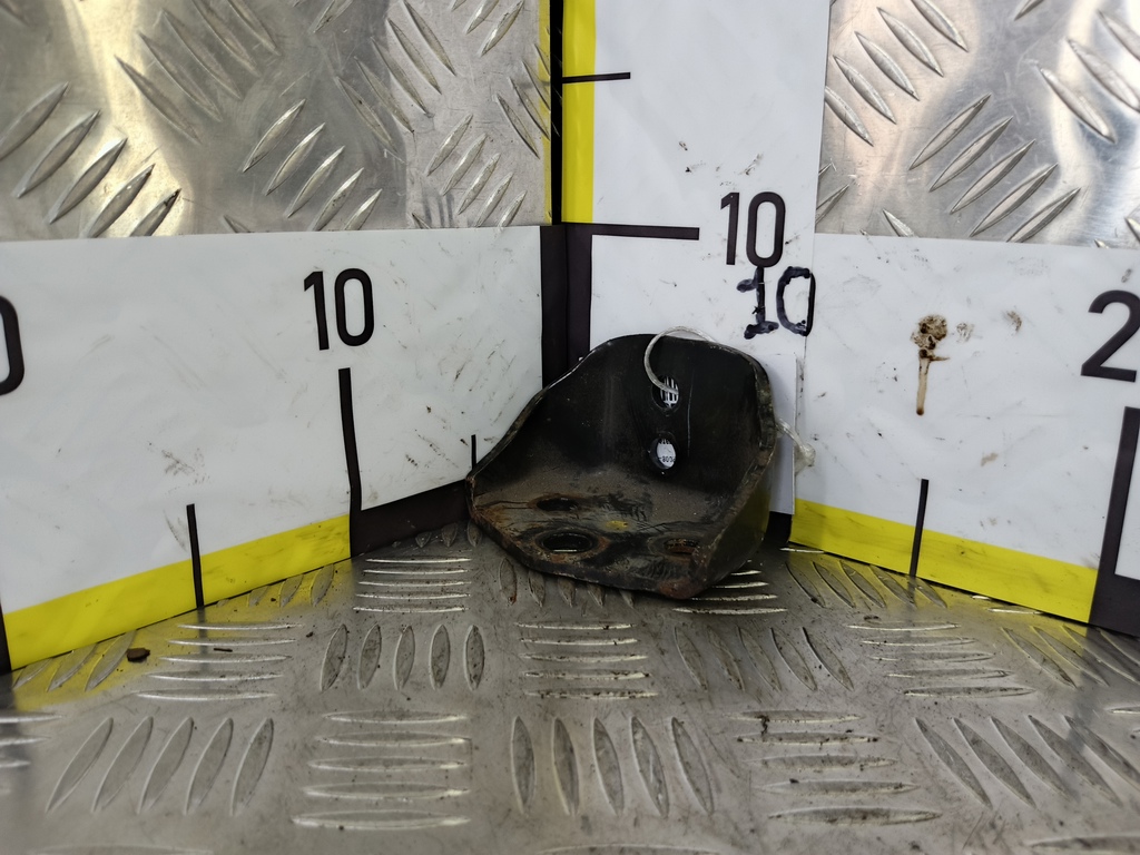 кронштейн двигателя (двс) Hyundai I20 1.3 MT (78 л.с.)i20  I (2008—2012) Хетчбэк 218371J000, 630 рублей, Москва