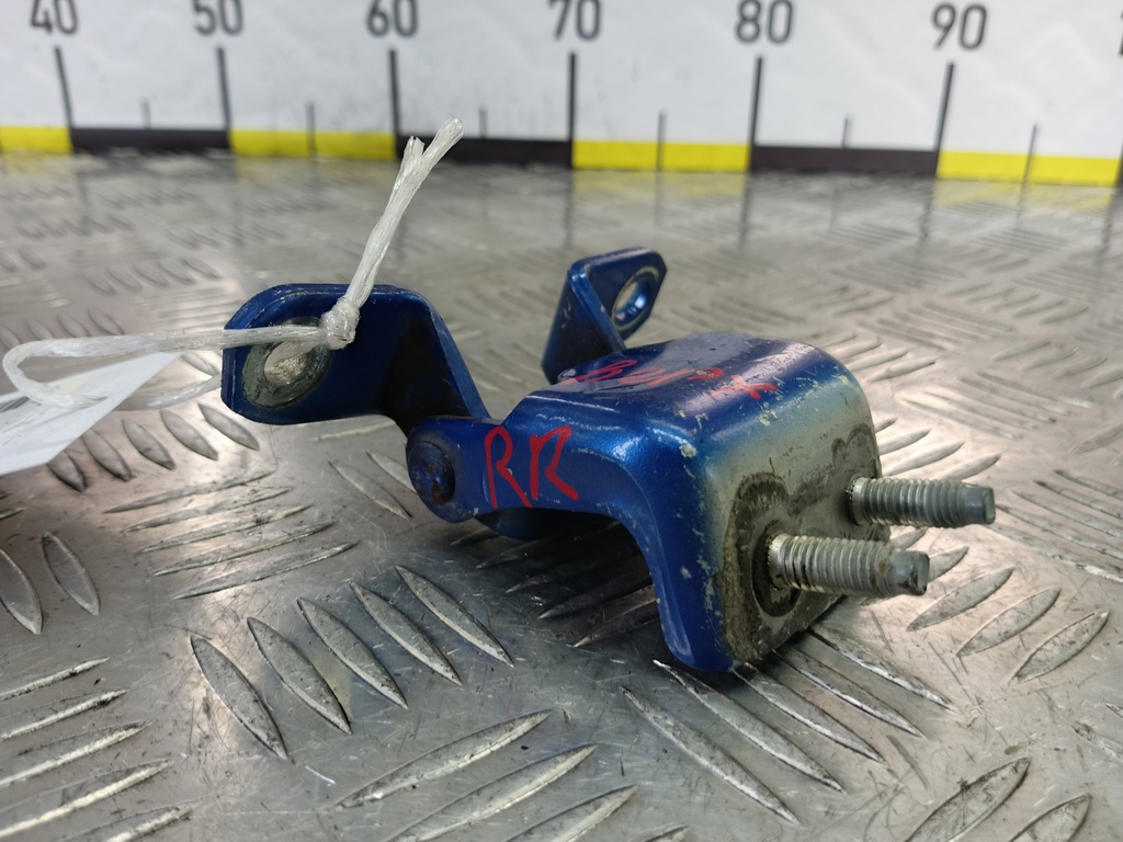 петля двери SUZUKI Grand Vitara 2.0 4WD MT (140 л.с.)Grand Vitara  II (2005—2008) Внедорожник 6941063J00, 520 рублей, Москва