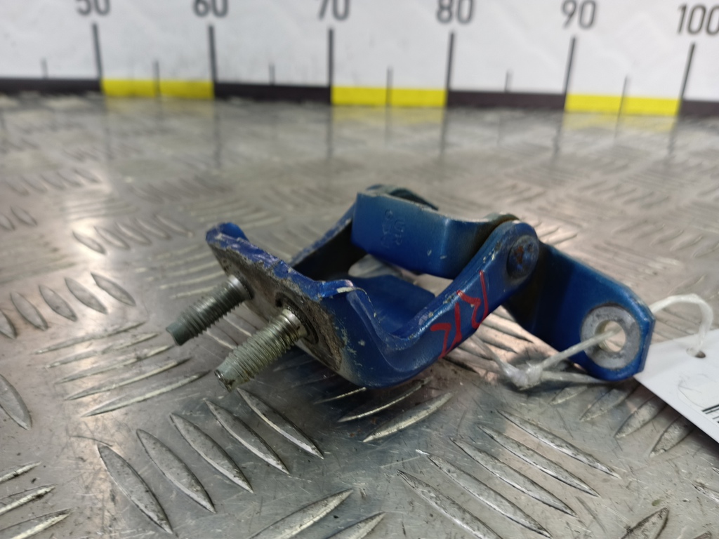 петля двери SUZUKI Grand Vitara 2.0 4WD MT (140 л.с.)Grand Vitara  II (2005—2008) Внедорожник 6941063J00, 520 рублей, Москва