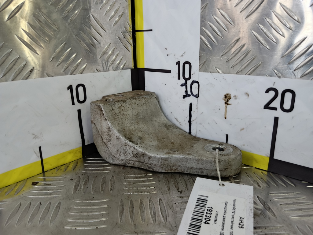 кронштейн двигателя (двс) Hyundai GETZ 1.1 MT (66 л.с.)Getz  I рестайлинг (2005—2011) Хетчбэк 2161002842, 980 рублей, Москва