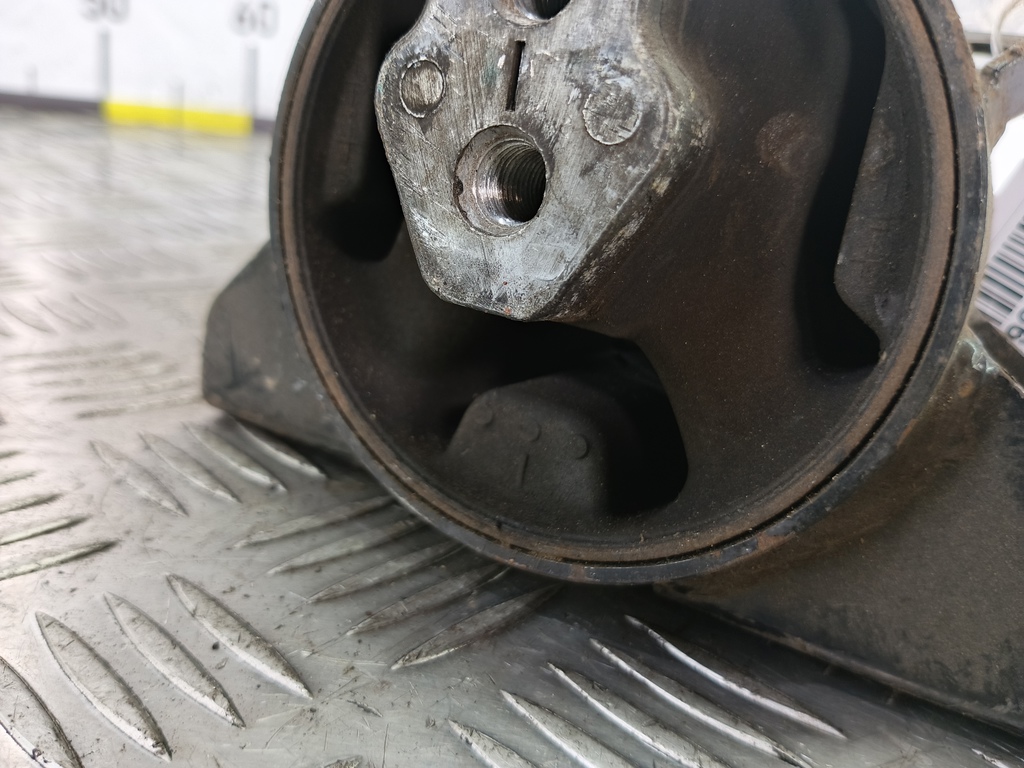 подушка двигателя (опора двс) Hyundai I20 1.3 MT (78 л.с.)i20  I (2008—2012) Хетчбэк 218301J000, 1210 рублей, Москва